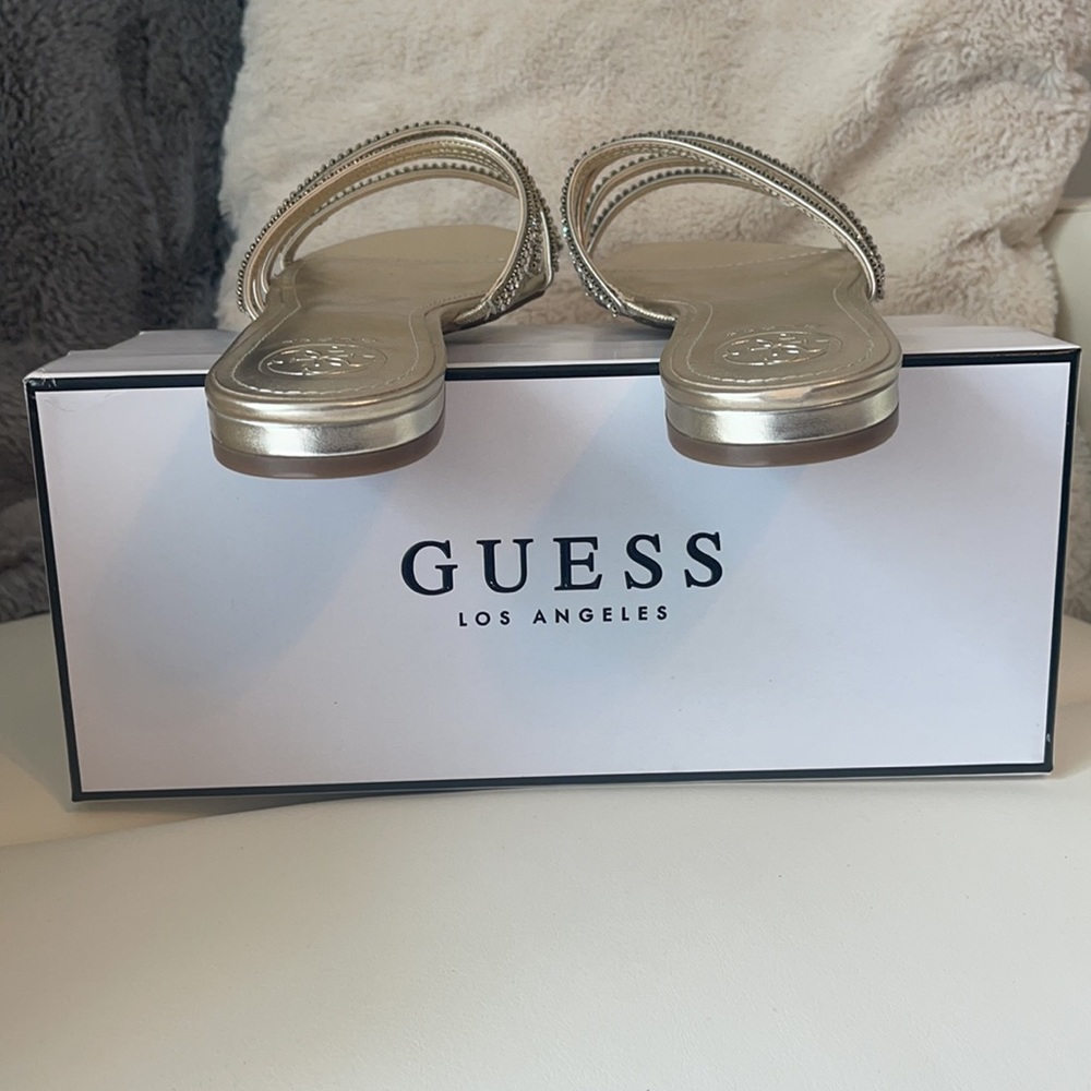 NIB Guess gold & rhinestone Riley sandal sz 9.5 - Picture 5 of 9